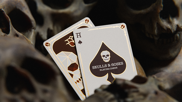 Skulls & Roses Playing Cards