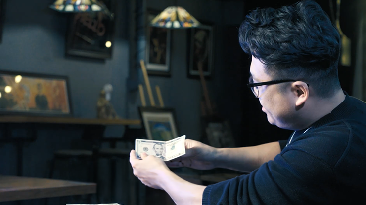 The Right Bill (GBP) by Wang Zhe & Bacon Magic