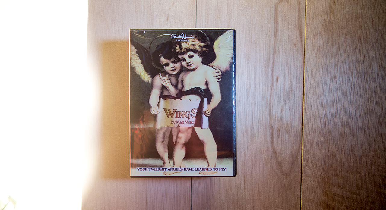 Paul Harris Presents Wings (BLUE)(DVD and Gimmick) by Matthew Mello
