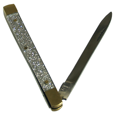 Color Changing Knives by Twin Cities Magic - Trick