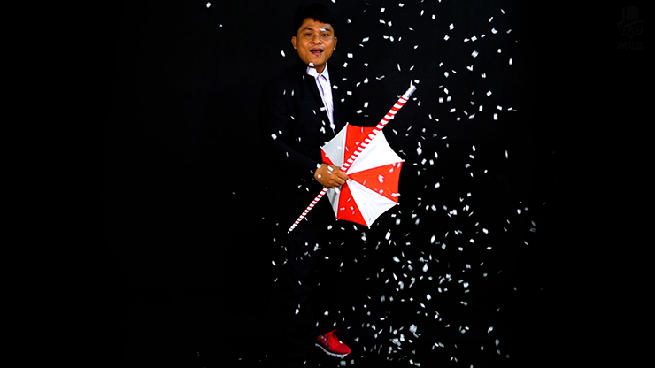 PRODUCTION UMBRELLA (13in/33cm) by 7 MAGIC - Trick
