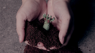 Hanson Chien Presents Zombie Hand by Hanson Chien & Bob Farmer - Trick